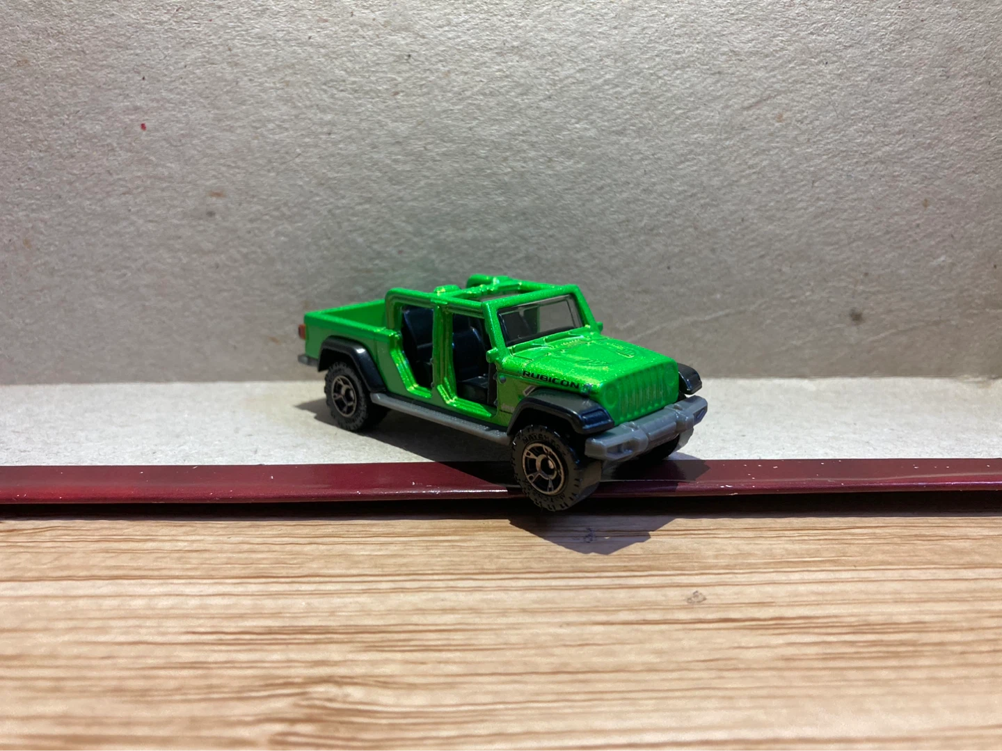 Matchbox Loose / 20 Jeep Gladiator / Green