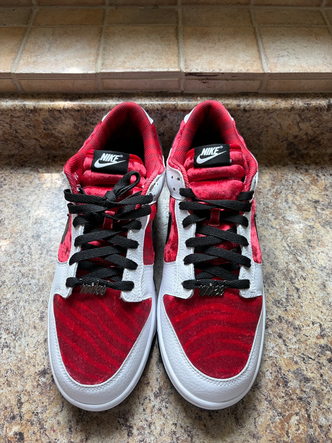 Nike Dunk Low Red Black White Velour Shoes - photo 4