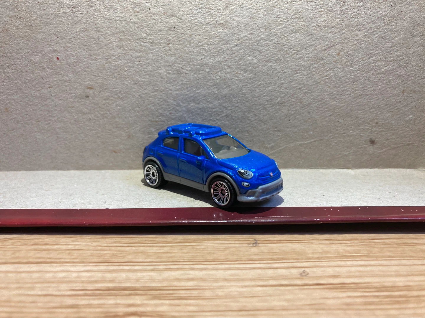 Matchbox Loose / 2016 Fiat 500X / Blue