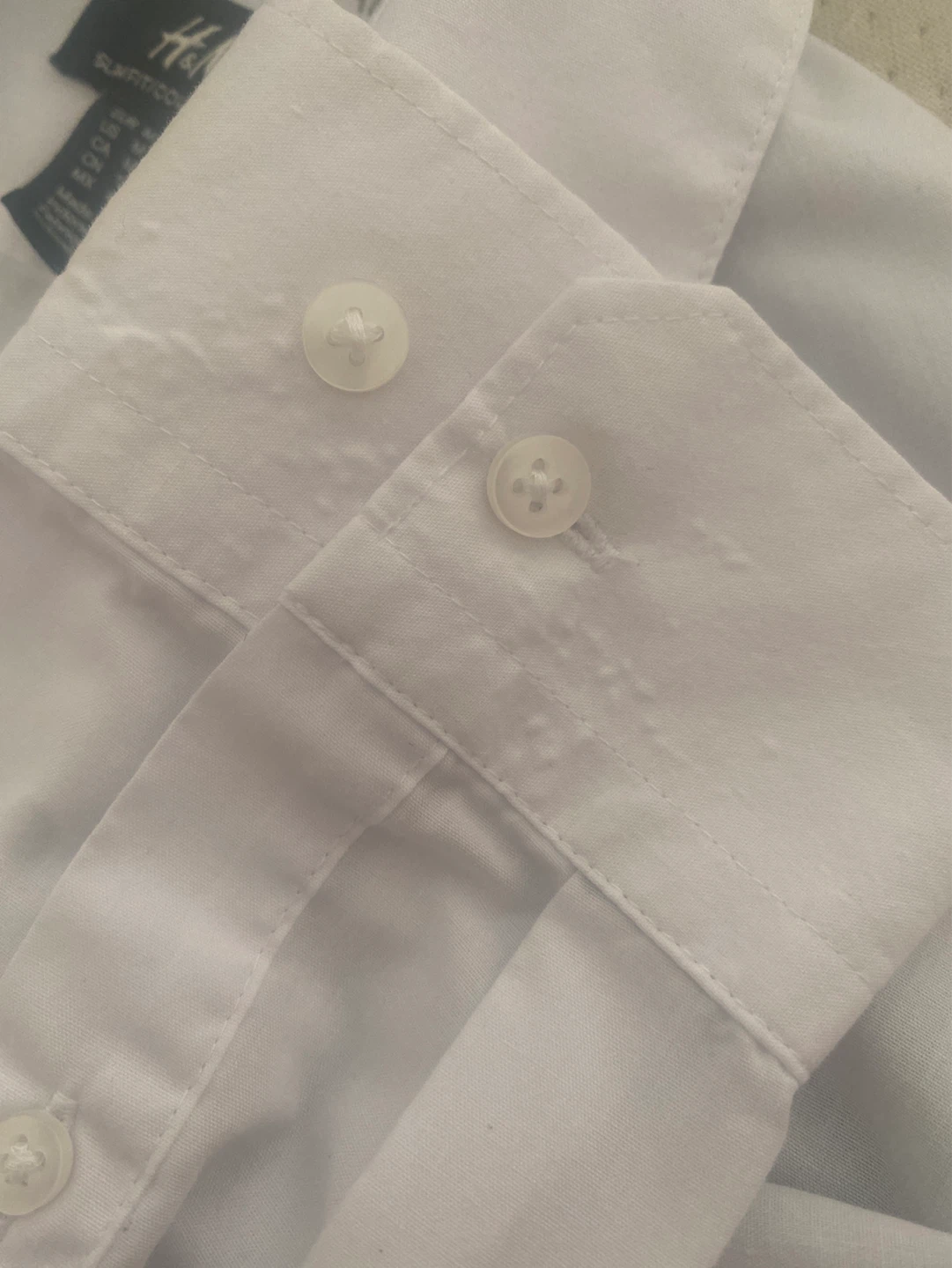 H&M Easy Iron Slim Fit Men's Dress Shirt - White, Size M - photo 4