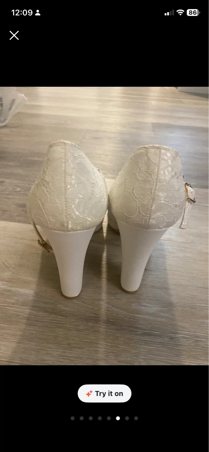 Shoe By Lily White Lace Peep-Toe Heels - photo 5