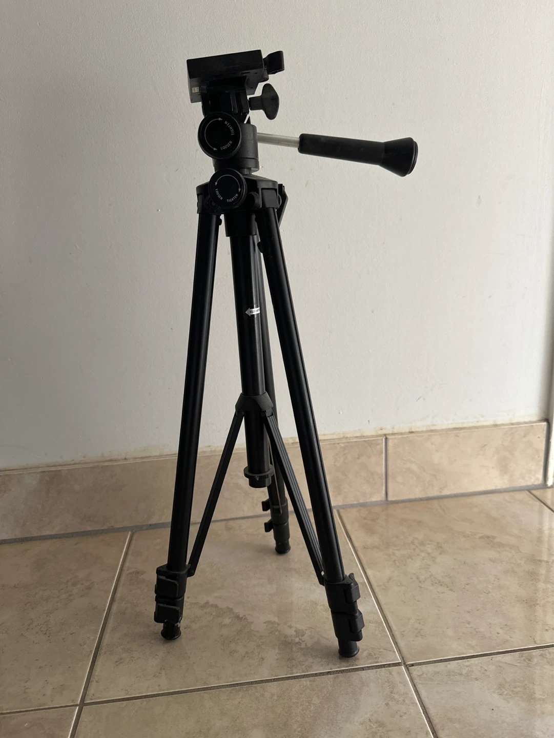 Hama Camera Tripod