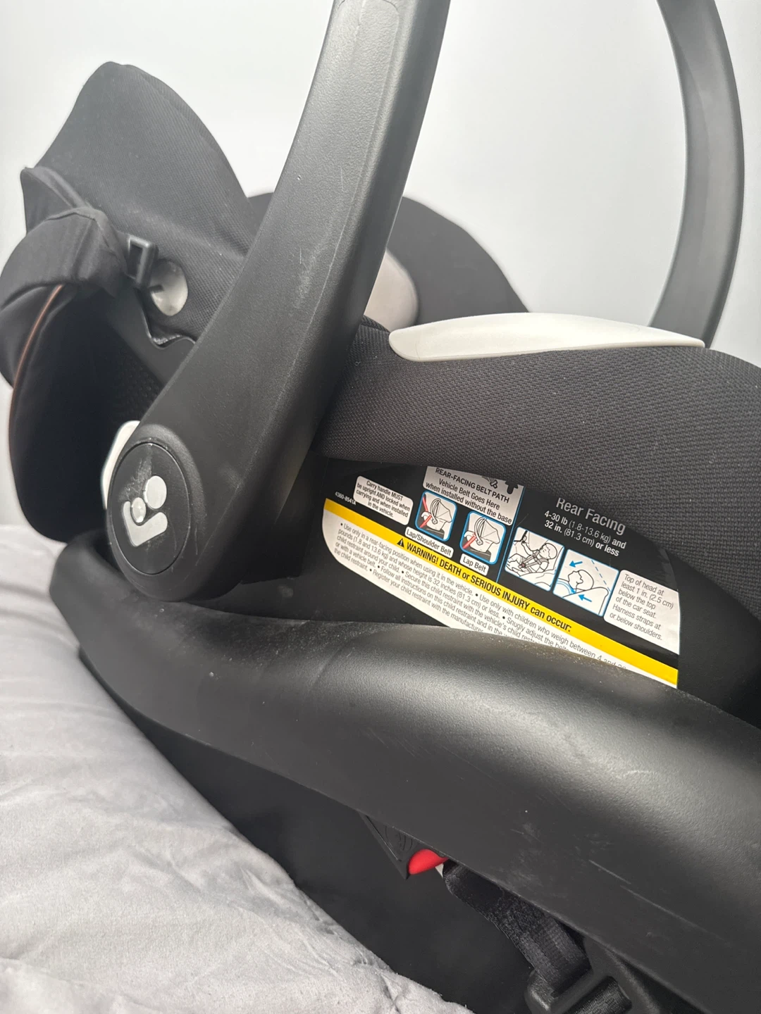 Maxi-Cosi Infant Car Seat - photo 2