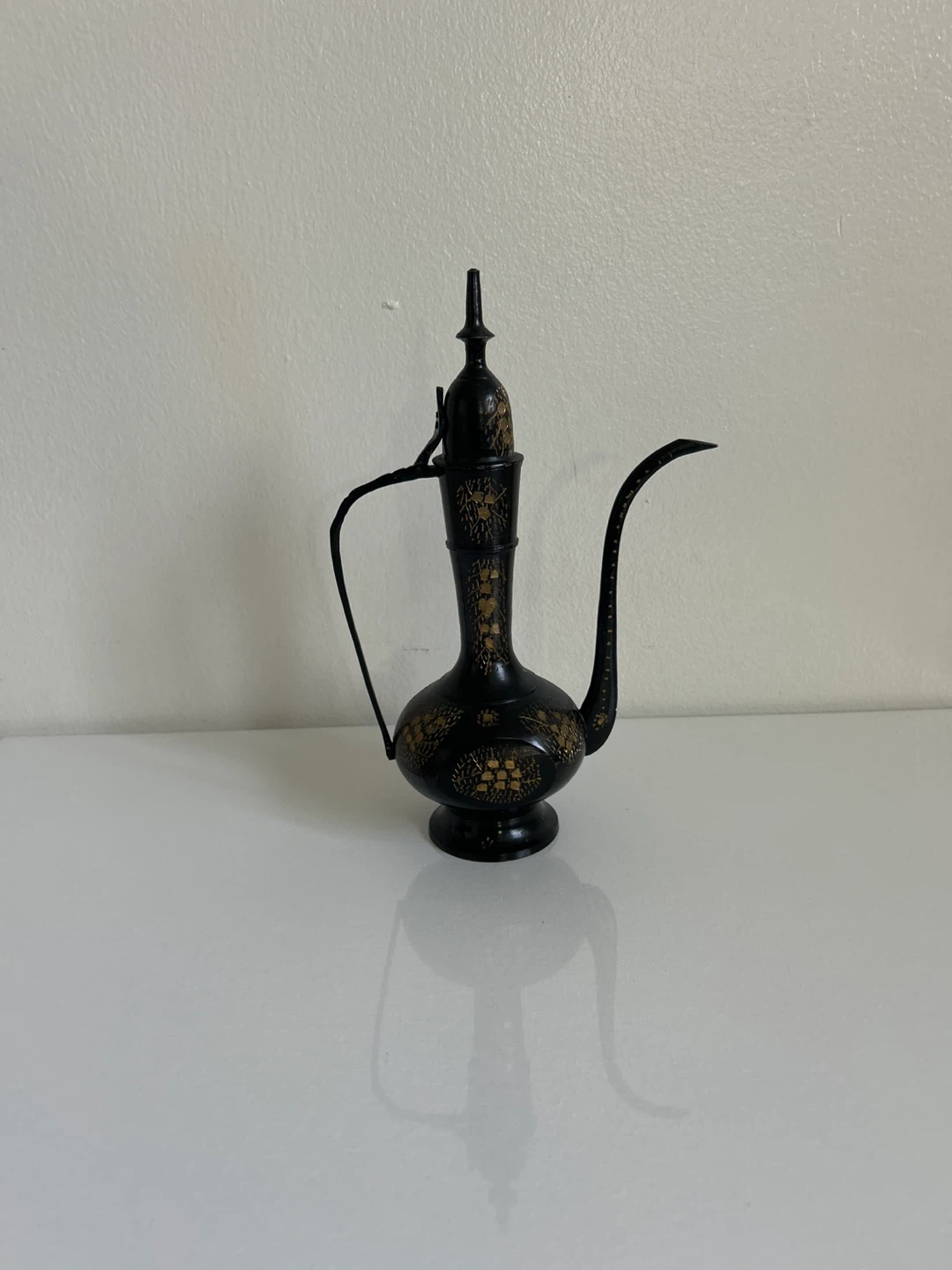 Vintage Black & Gold Decorative Pitcher - photo 2