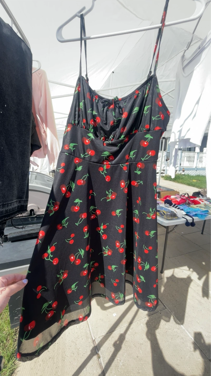 Medium woman size shirts - photo 5