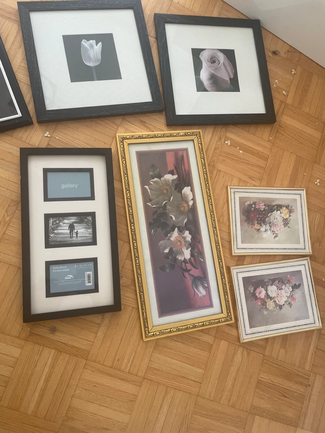 Assorted Picture Frames and Canvases - photo 2