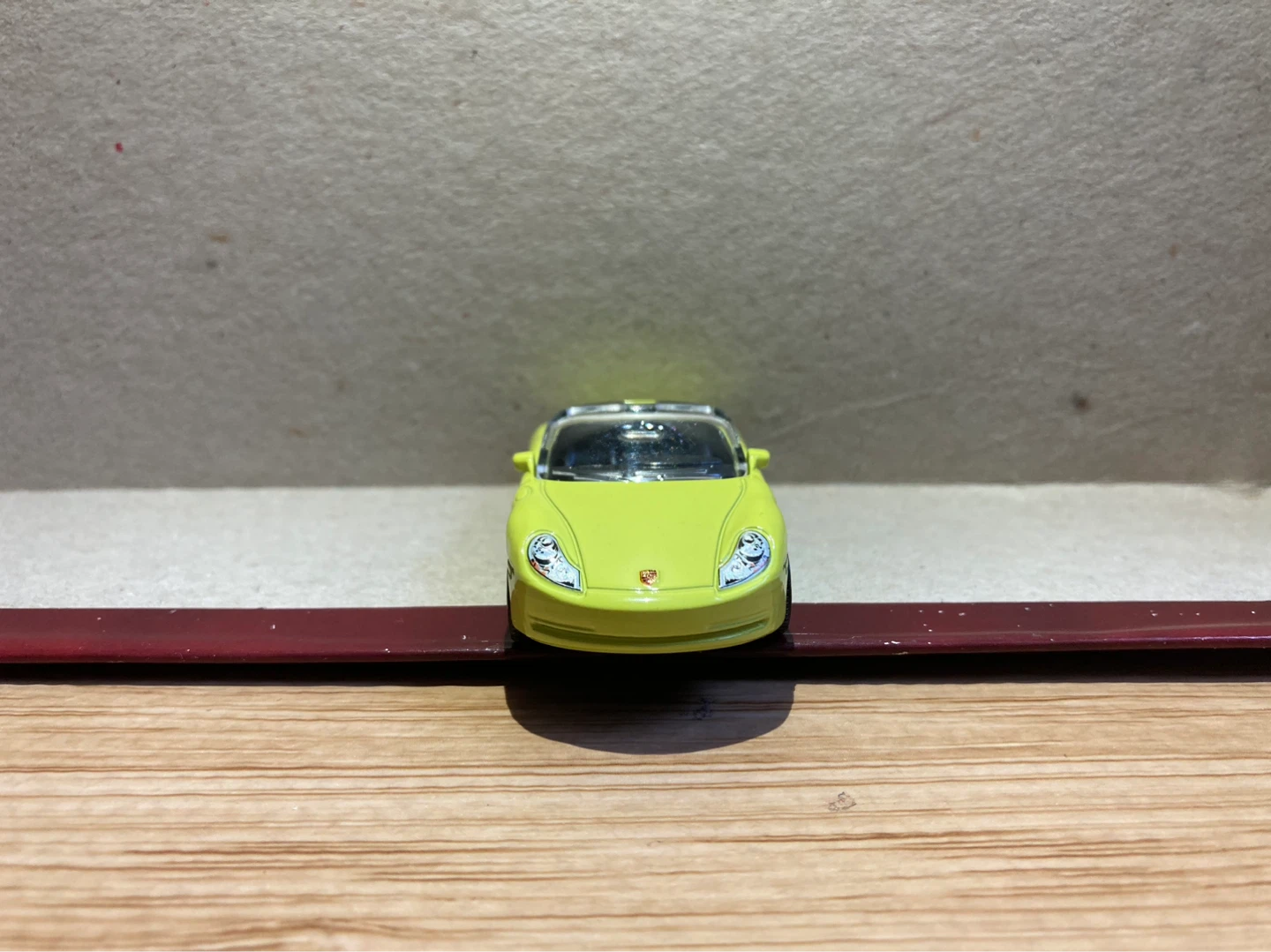 Matchbox Loose / Porsche 911 Carrera Cabriolet / Yellow - photo 2