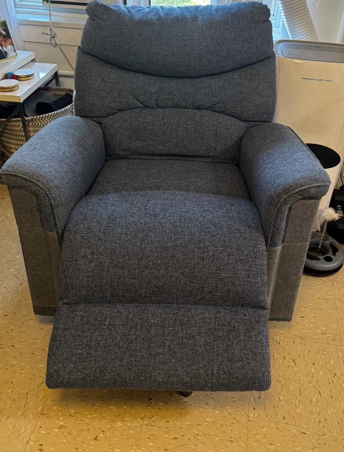 Gray Fabric Recliner Chair - photo 3