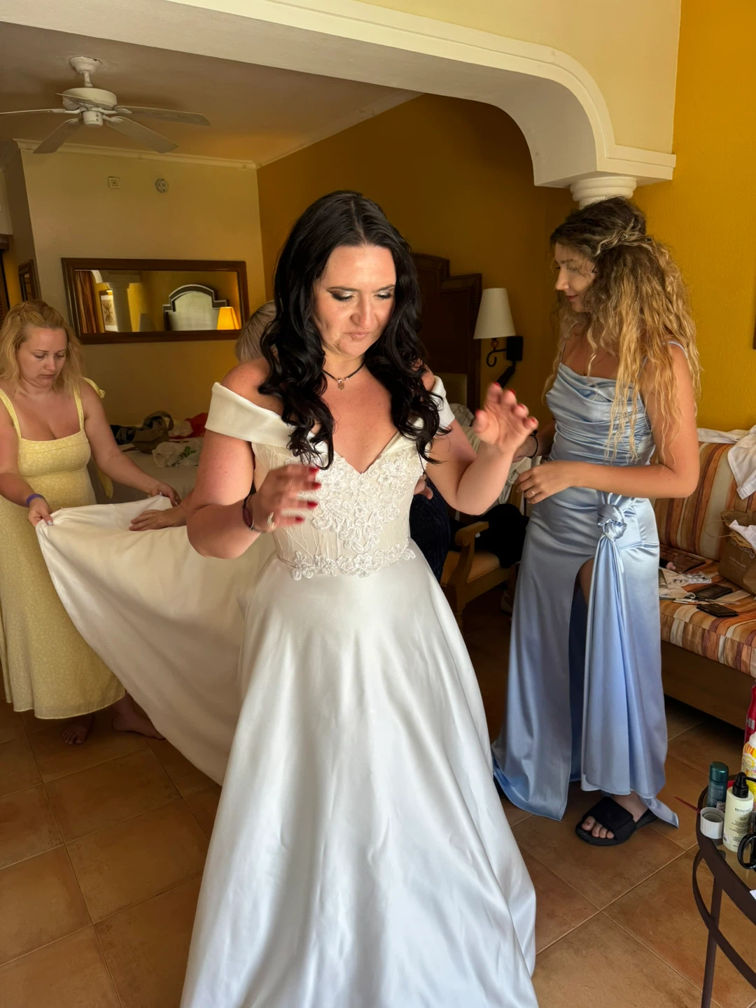 White Wedding Dress - photo 3