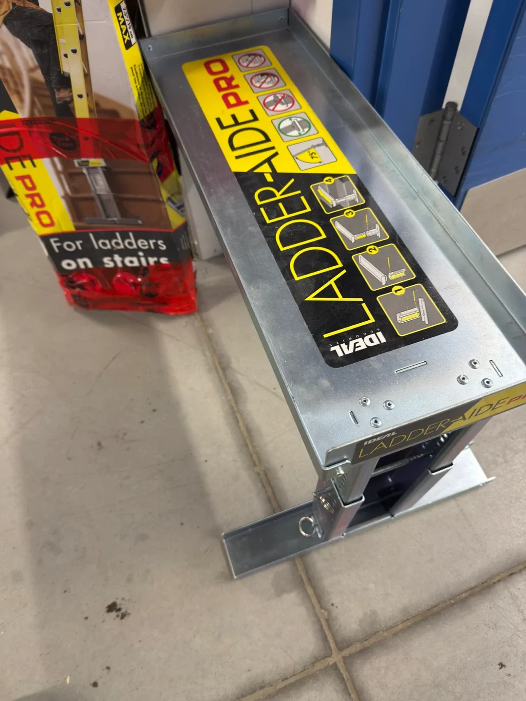IDEAL Ladder-Aide Pro for Ladders on Stairs - photo 2