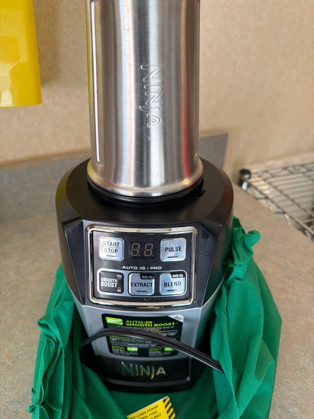 Ninja Auto-IQ Smooth Boost Blender