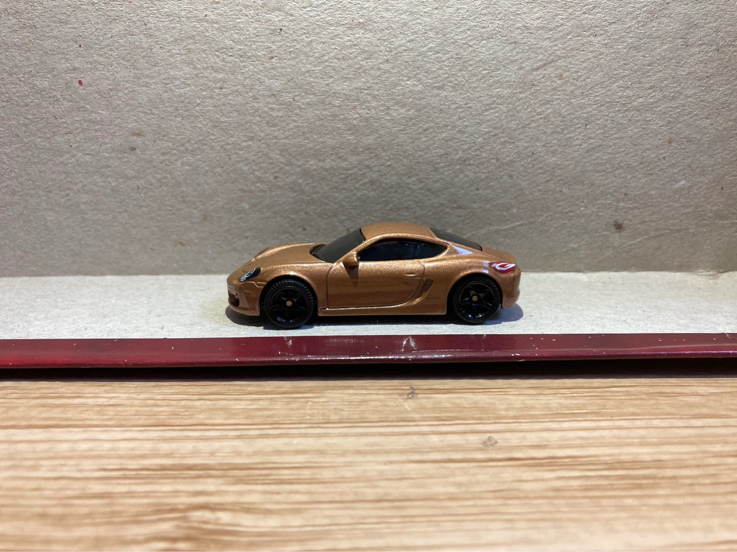 Matchbox Loose / Porsche Cayman / Brown - photo 3