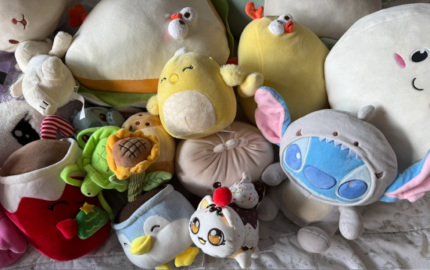 Assorted Stuffed Plush Toys 18 pieces 🧸 - photo 4