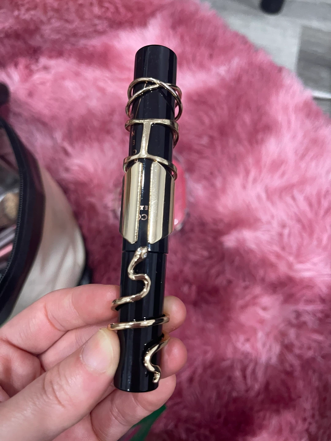 Gucci Rouge à Lèvres Matte Lipstick Serpent Design