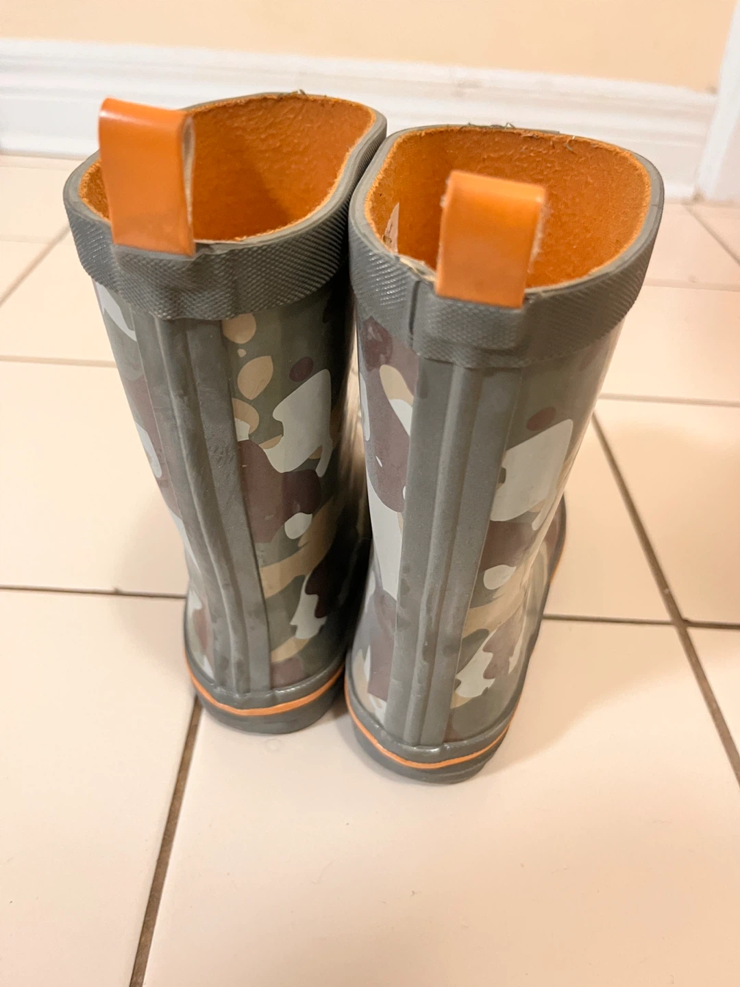 Kids Camo Rain Boots Size 13
