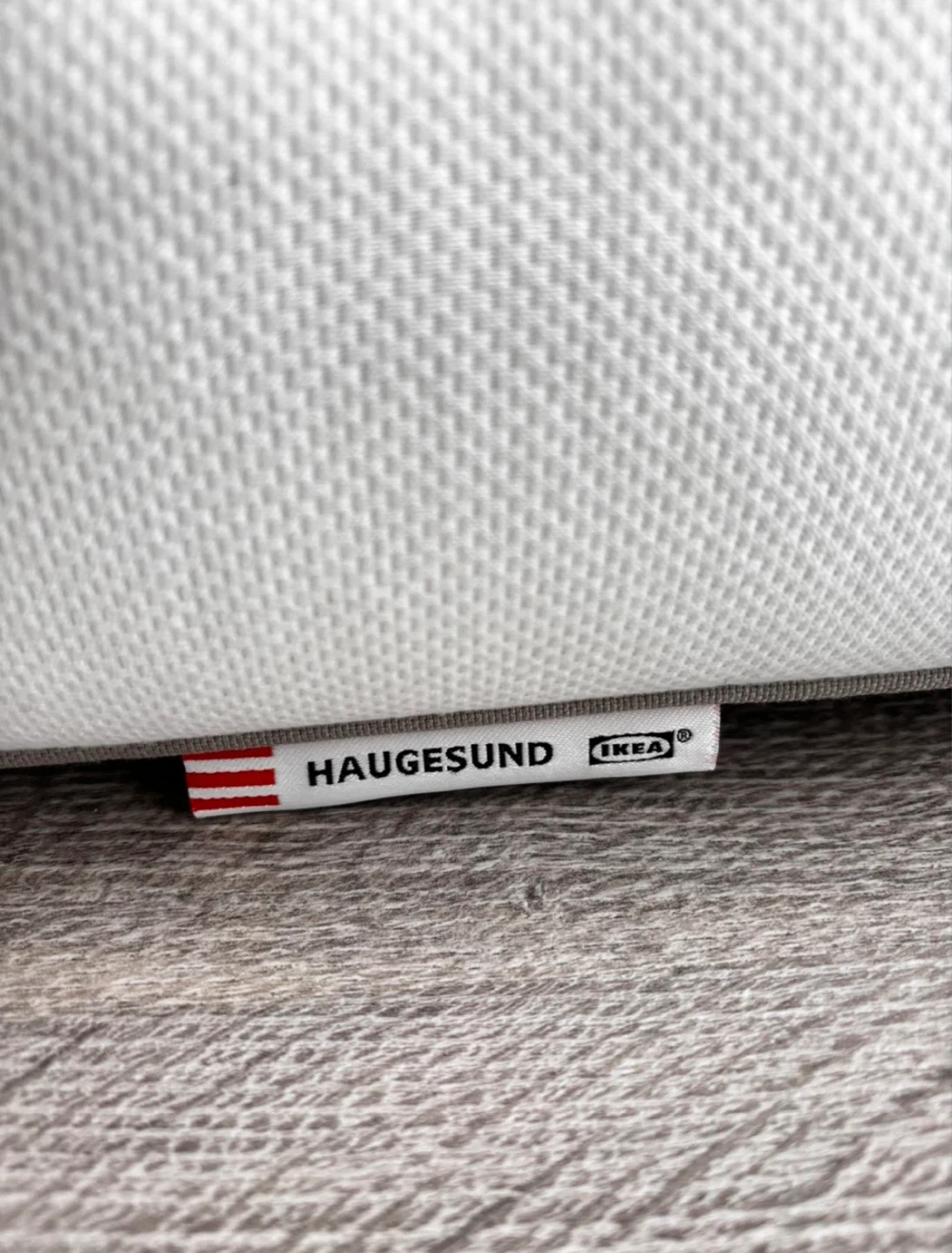 IKEA HAUGESUND Queen Mattress - Medium Firm - photo 2