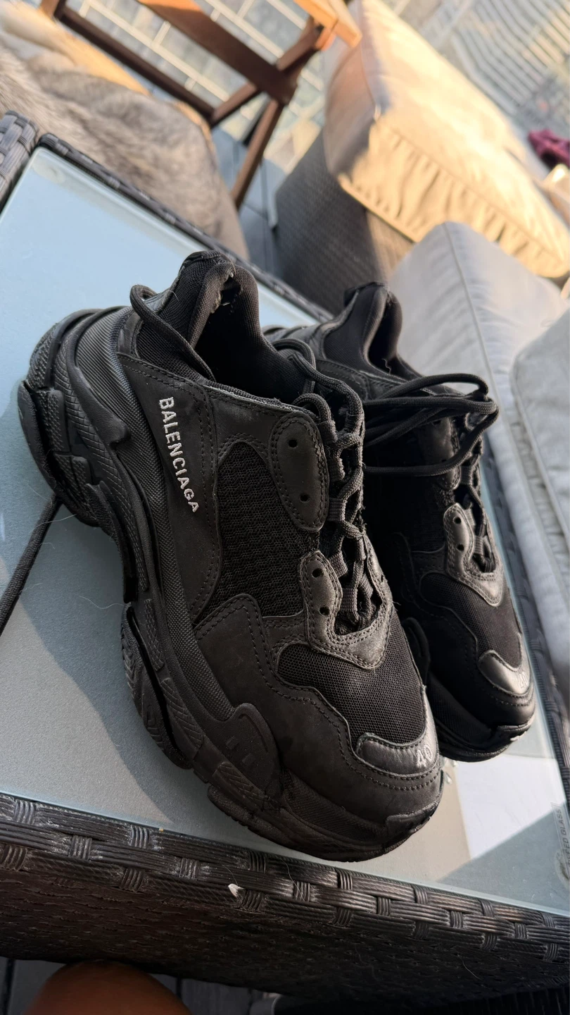 Balenciaga Triple S Sneakers Black Size 40 (Authentic) - photo 2