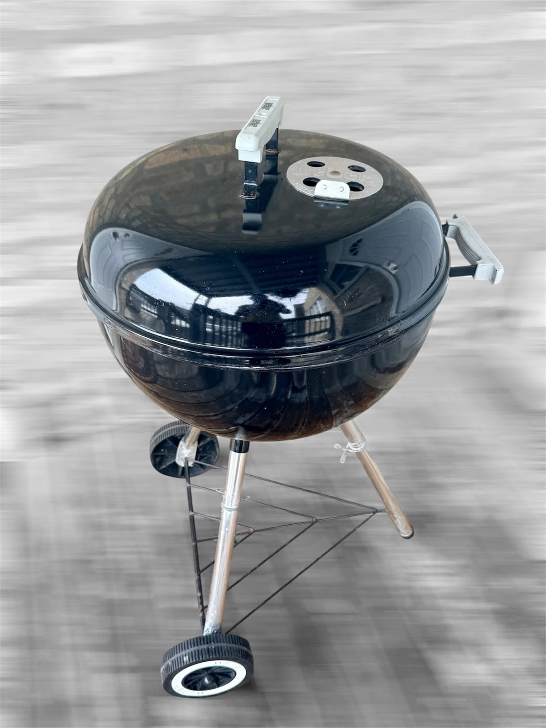 Weber 22-inch Charcoal Grill