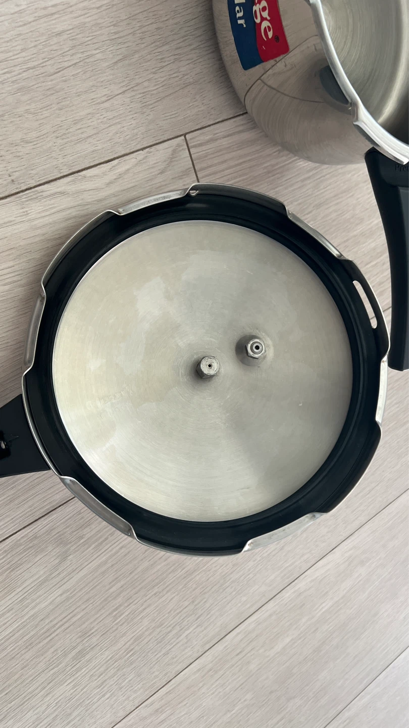 Prestige Popular Pressure Cooker - photo 3