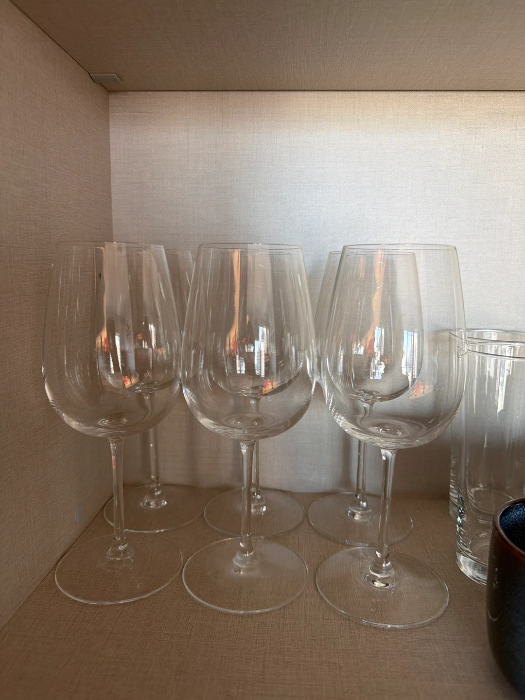 Set of 18 clear glasses with 3 Blue Speckled Ceramic Mugs - photo 3