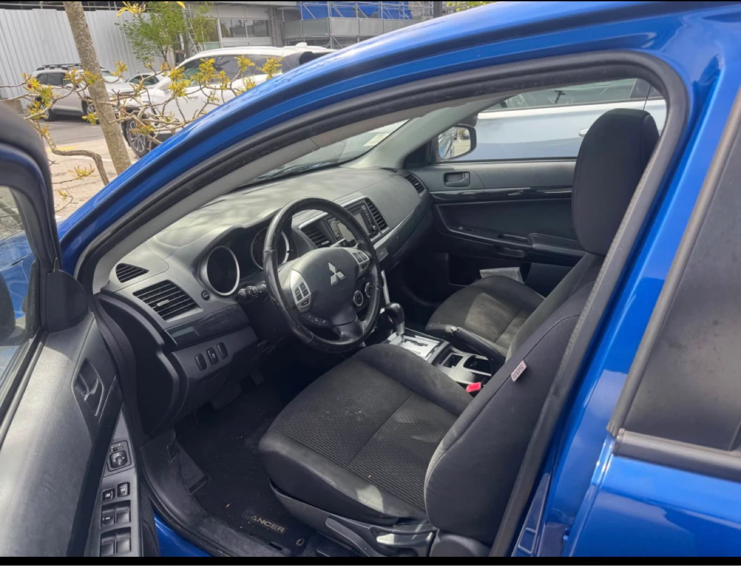 2017 Mitsubishi Lancer Sedan - photo 3