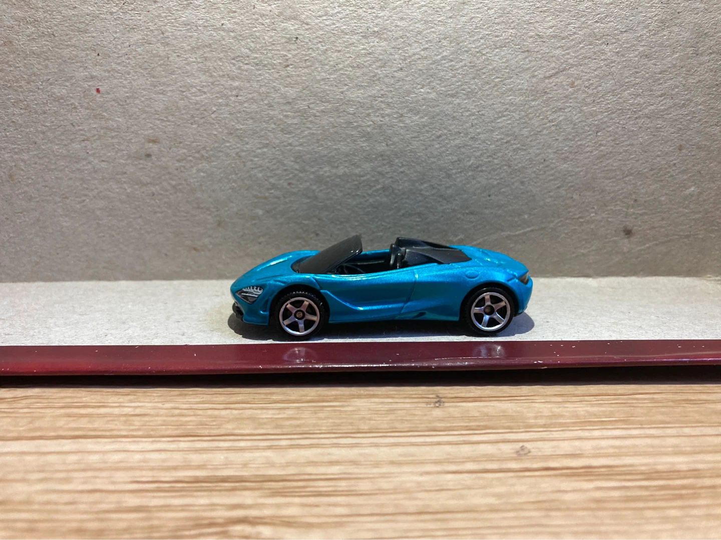 Matchbox Loose / 2019 Mclaren 720S Spider / Teal Blue - photo 3