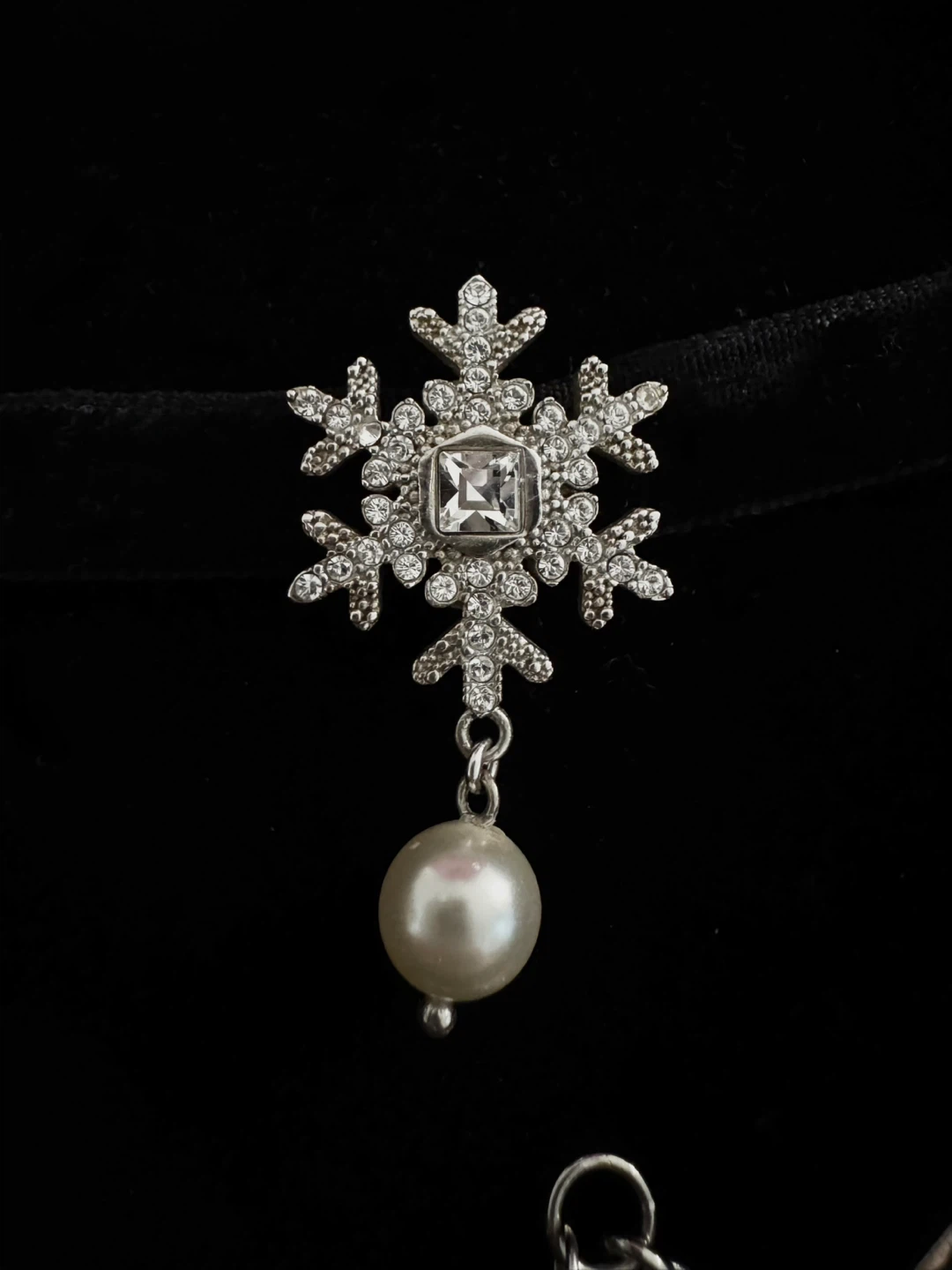 Miu Miu Snowflake Choker Necklace with Pearl - photo 2