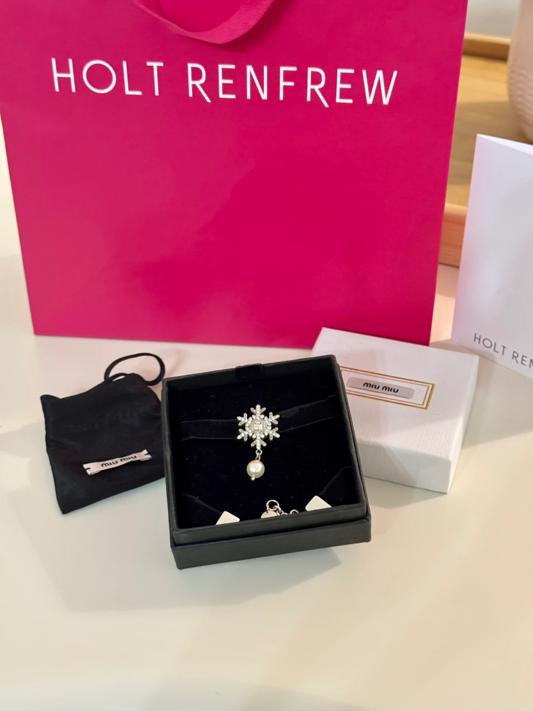 Miu Miu Snowflake Choker Necklace with Pearl