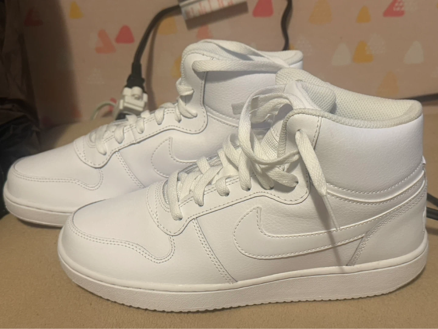 Nike Women size 9 shoe