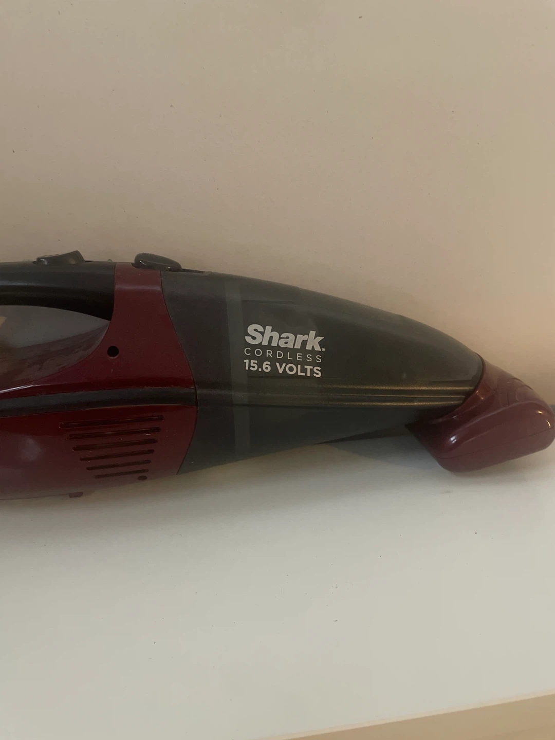 Shark Cordless Handheld Vacuum 15.6 Volts - photo 2
