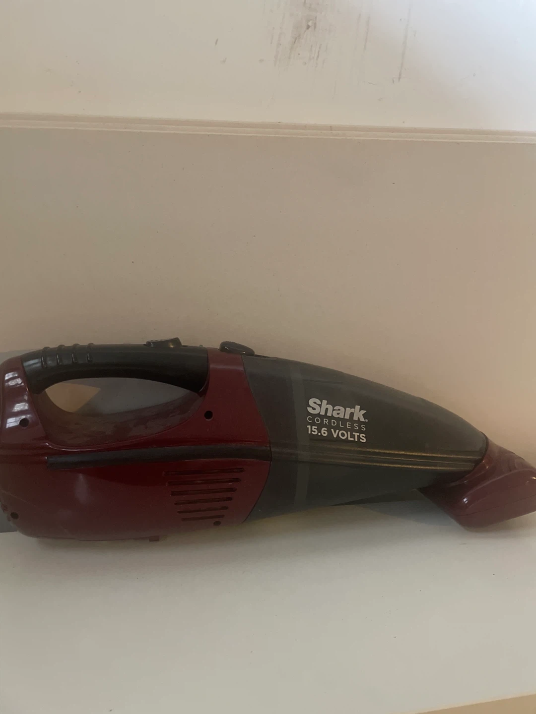 Shark Cordless Handheld Vacuum 15.6 Volts