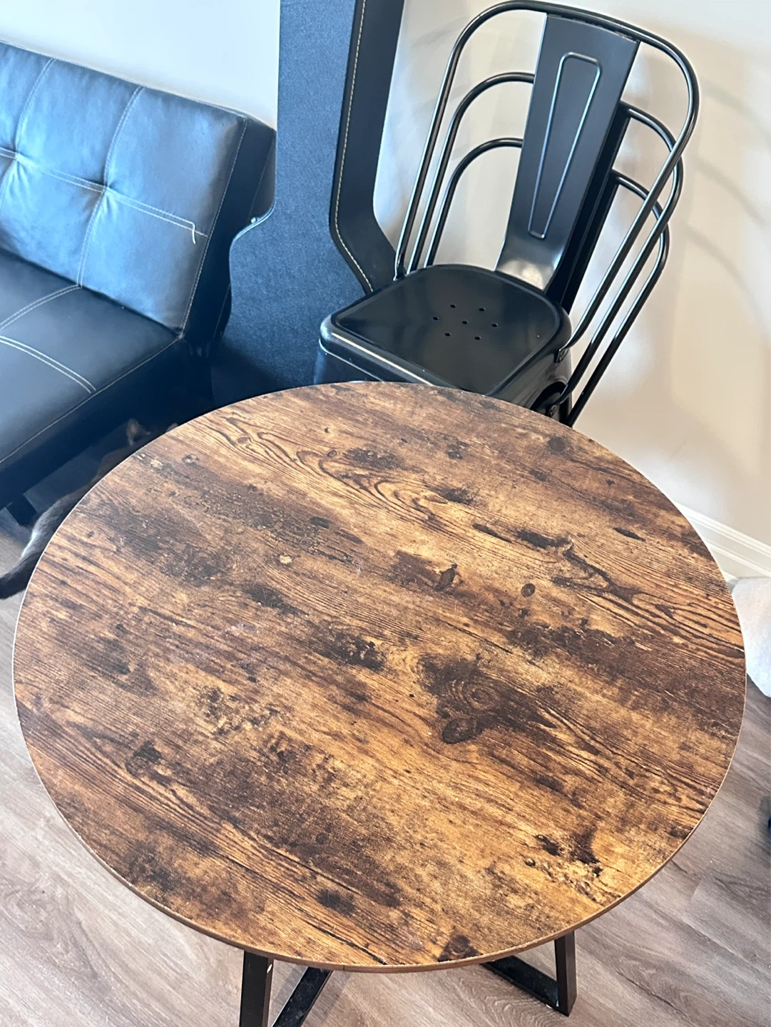 Round Woodgrain Side Table+4 chair