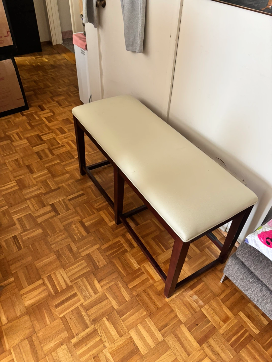 Cream Faux Leather Bench with Dark Wood Legs - photo 2
