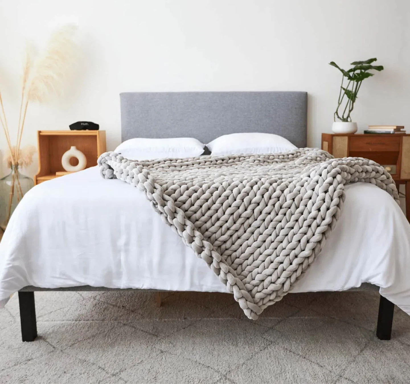 Brand new Hush knitted weighted Blanket - light Grey