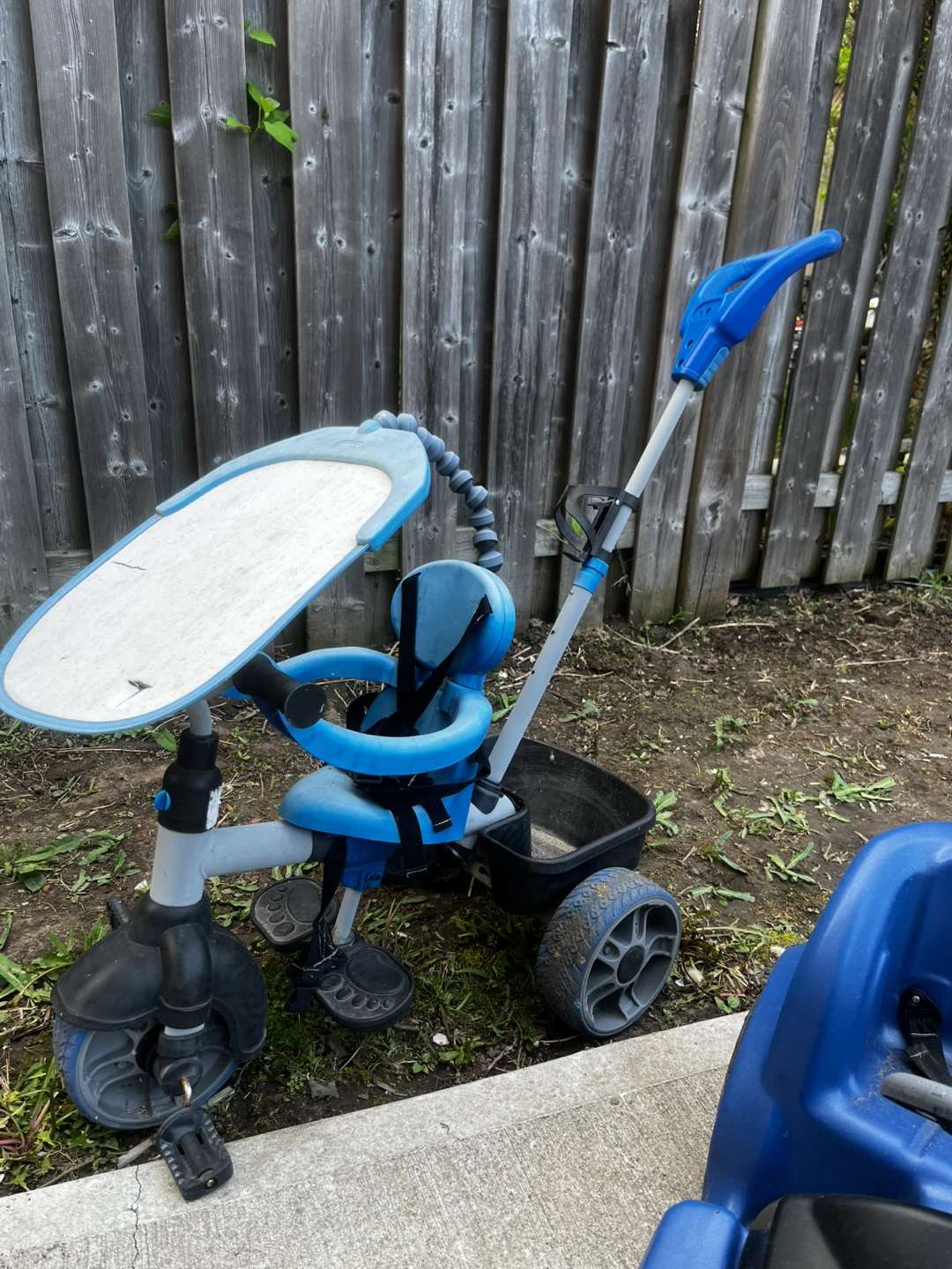 Blue Kids Ride-On Car and Tricycle Set - photo 3
