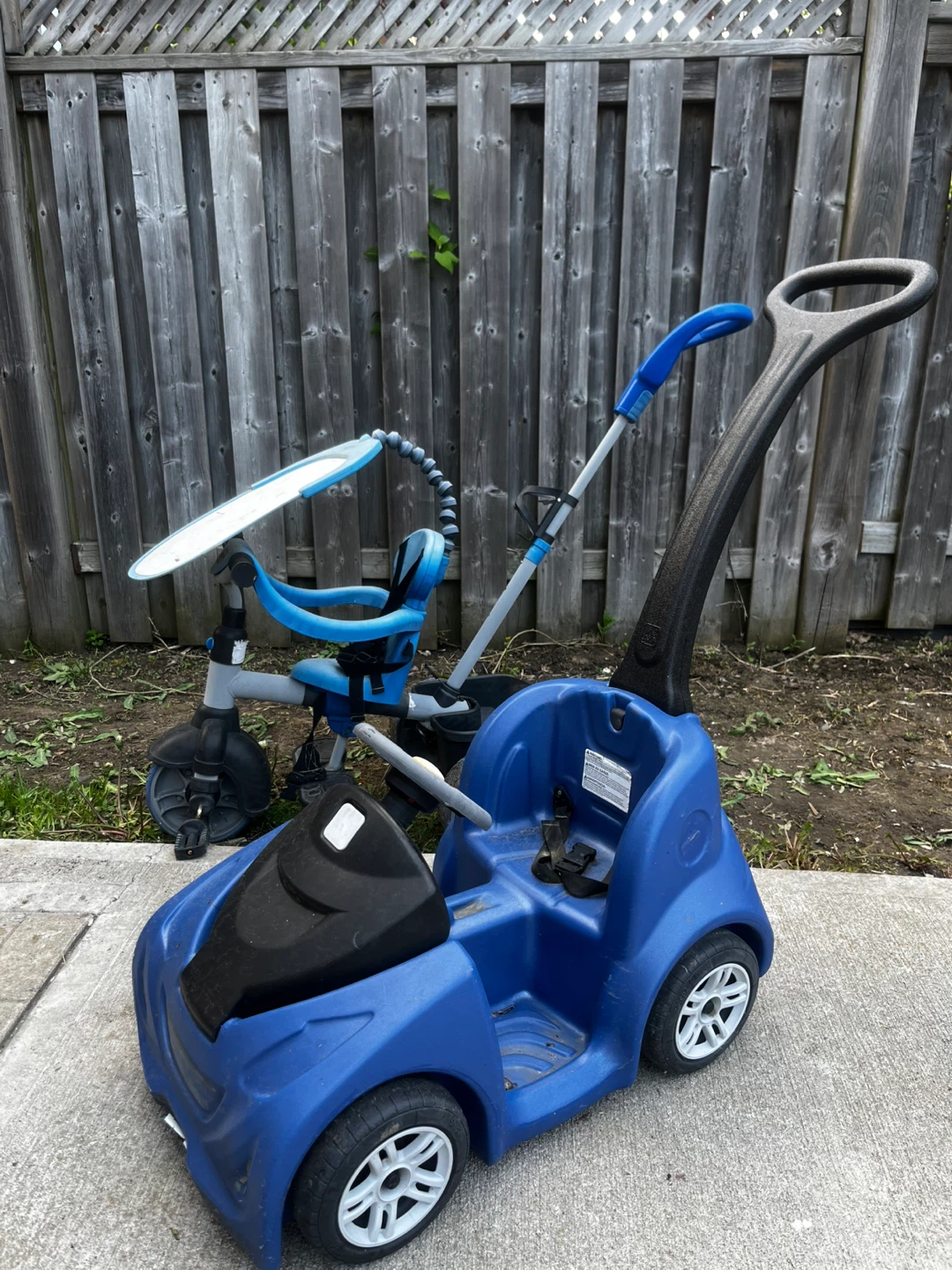Blue Kids Ride-On Car and Tricycle Set - photo 2