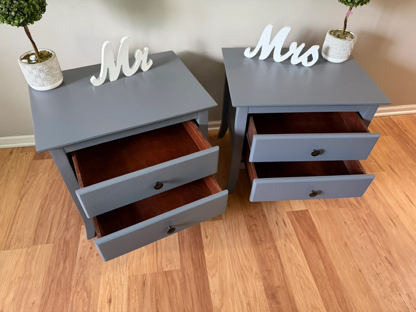✨🩶Adorable solid nightstands🩶✨ - photo 5