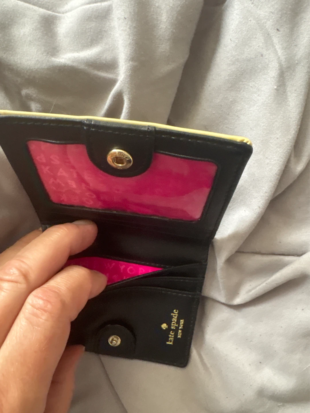 Kate Spade Striped Bifold Wallet - photo 5