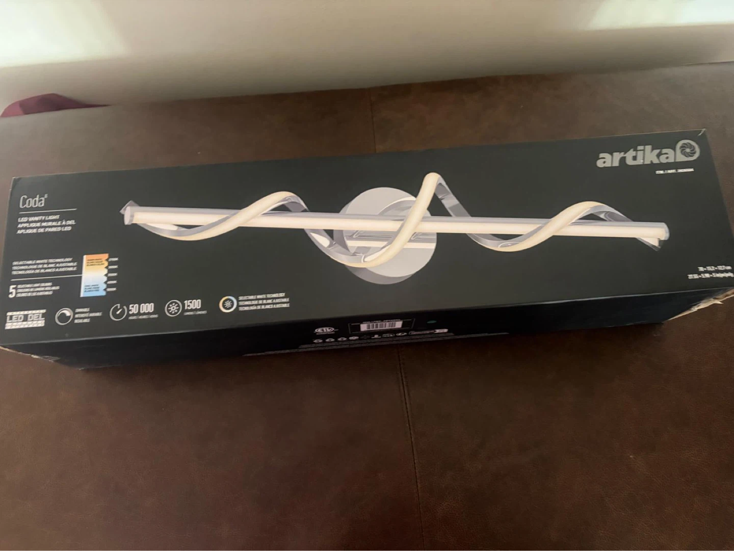 Brand New Coda modern LED bathroom vanity light 5 CCT