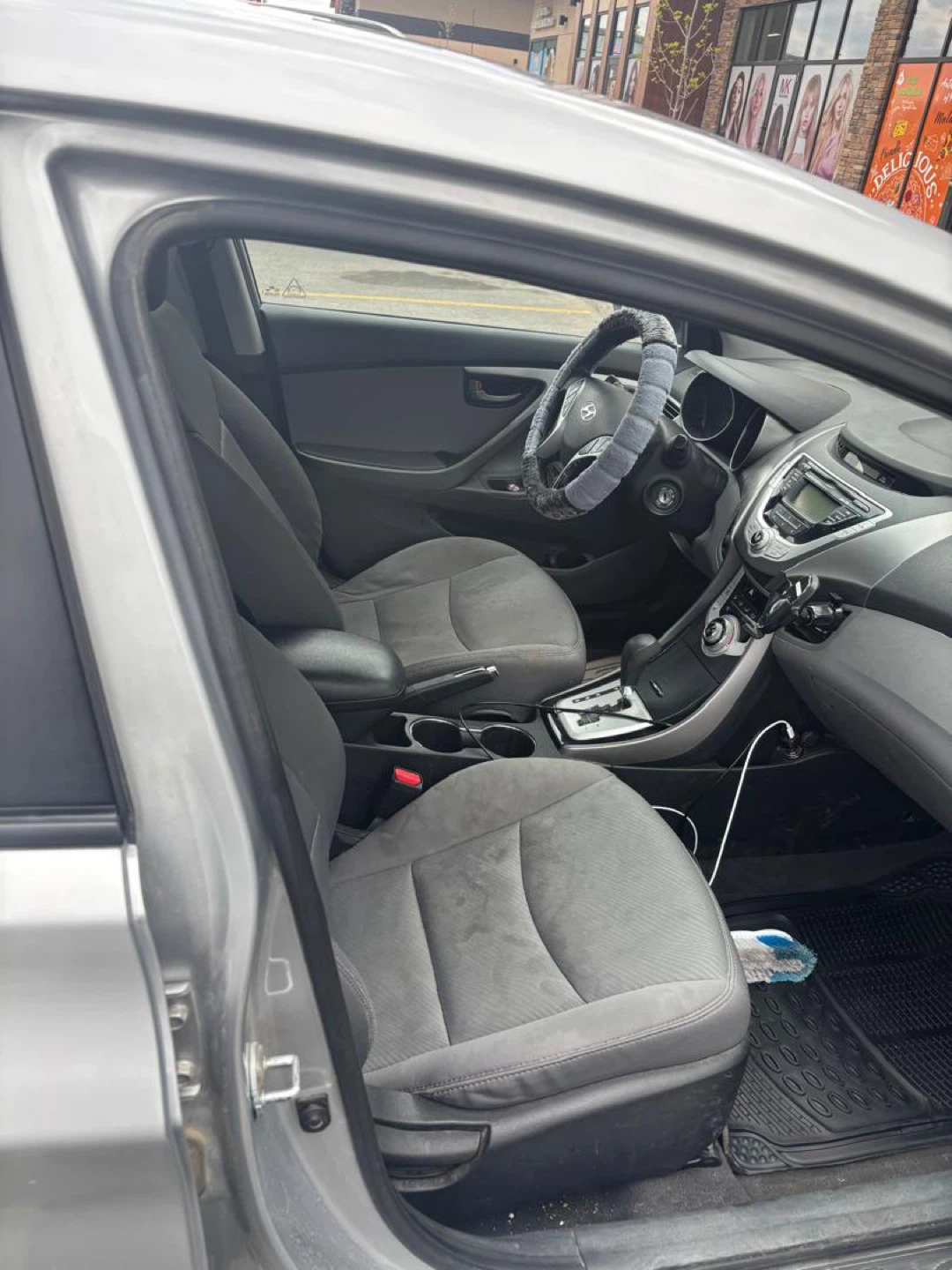 Silver Hyundai Elantra