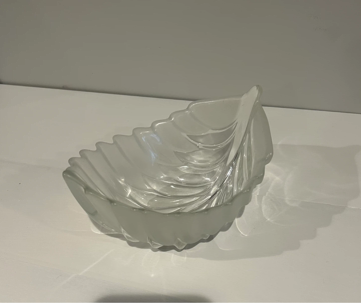 Glass Leaf Bowl with Frosted Edges - photo 3