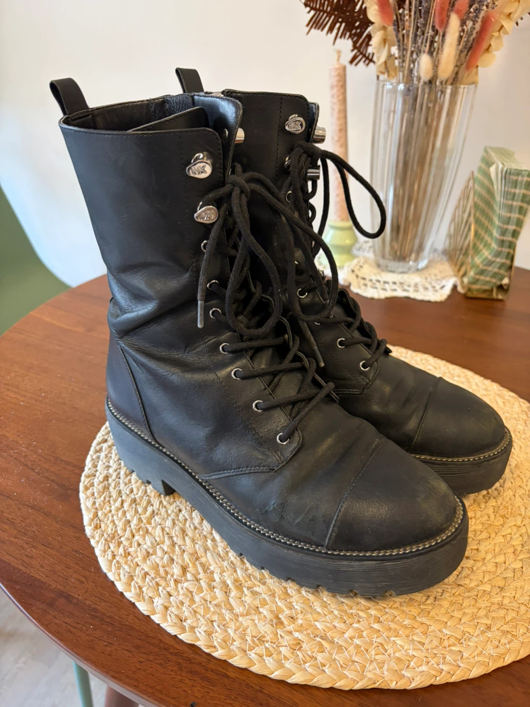 Michael Kors Black Leather Lace-Up Combat Boots - 8 - photo 3