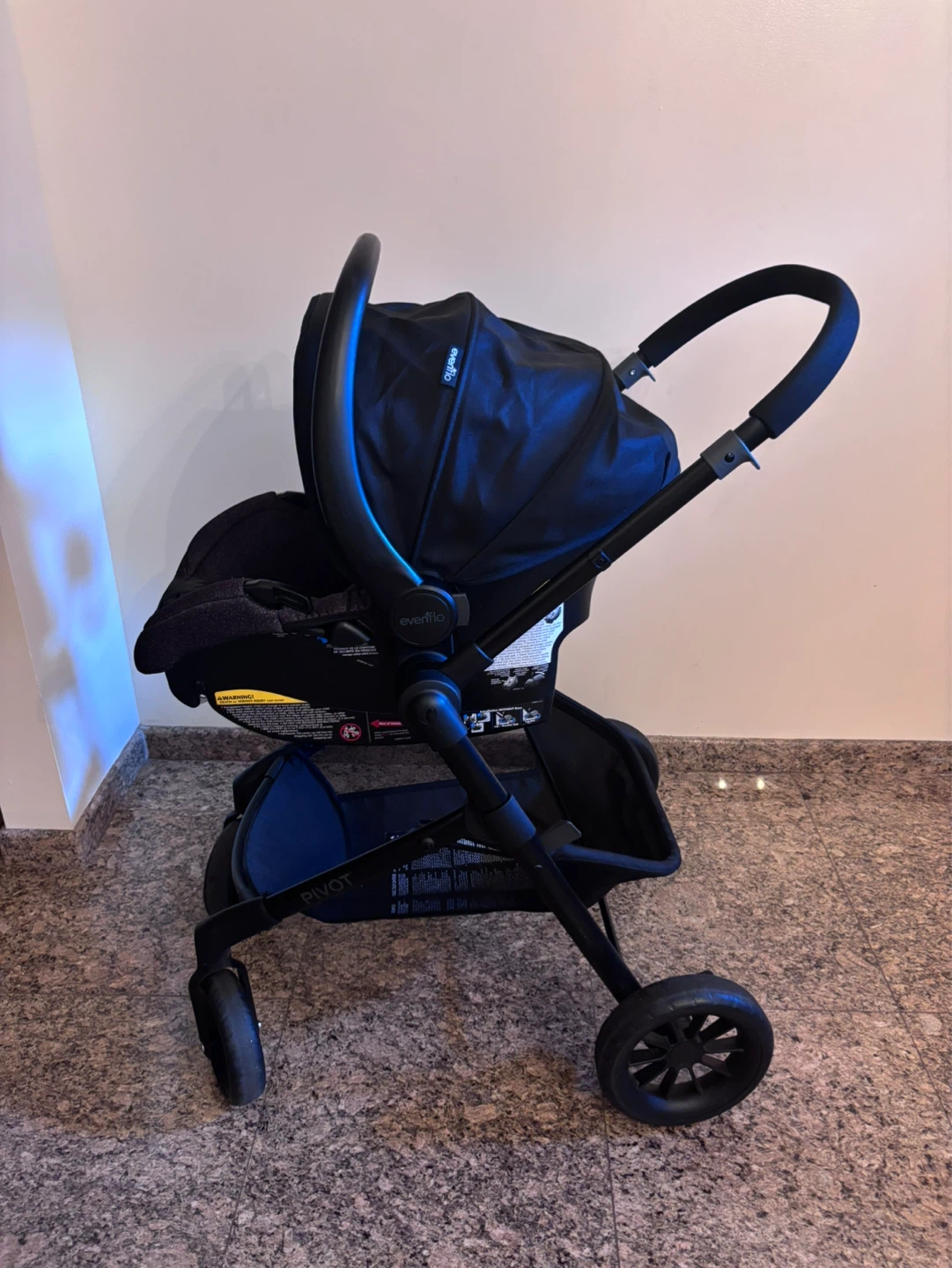Even Flo pivot modular travel system - photo 5