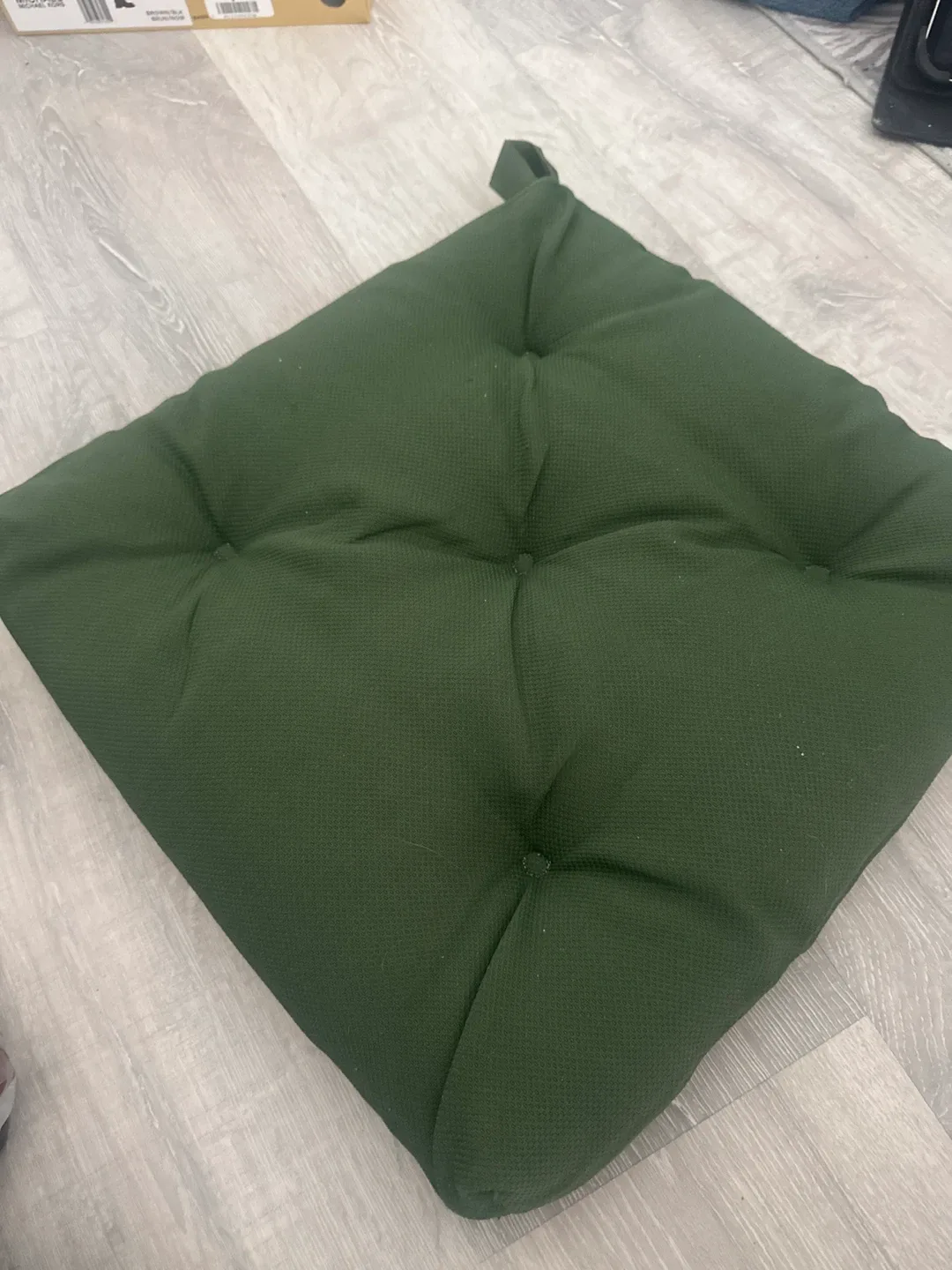 Green Tufted Square Seat Cushion