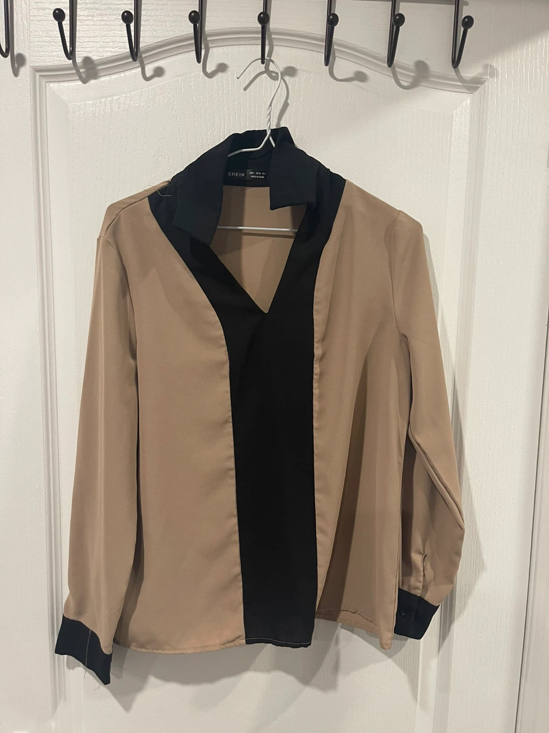 SHEIN Tan and Black Colorblock Blouse - Size M