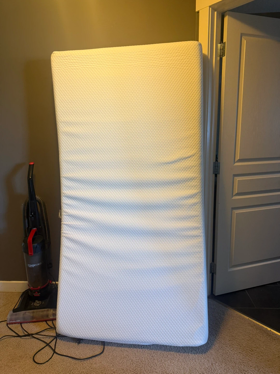 Brand new single memory foam mattress