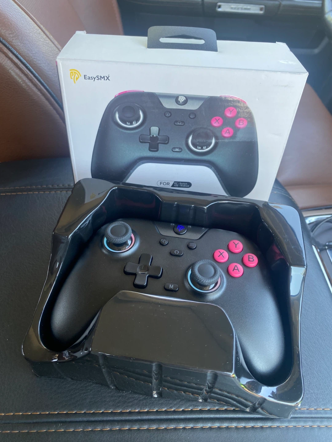 EasySMX X05 2.4g Wireless Controller - Black/Pink