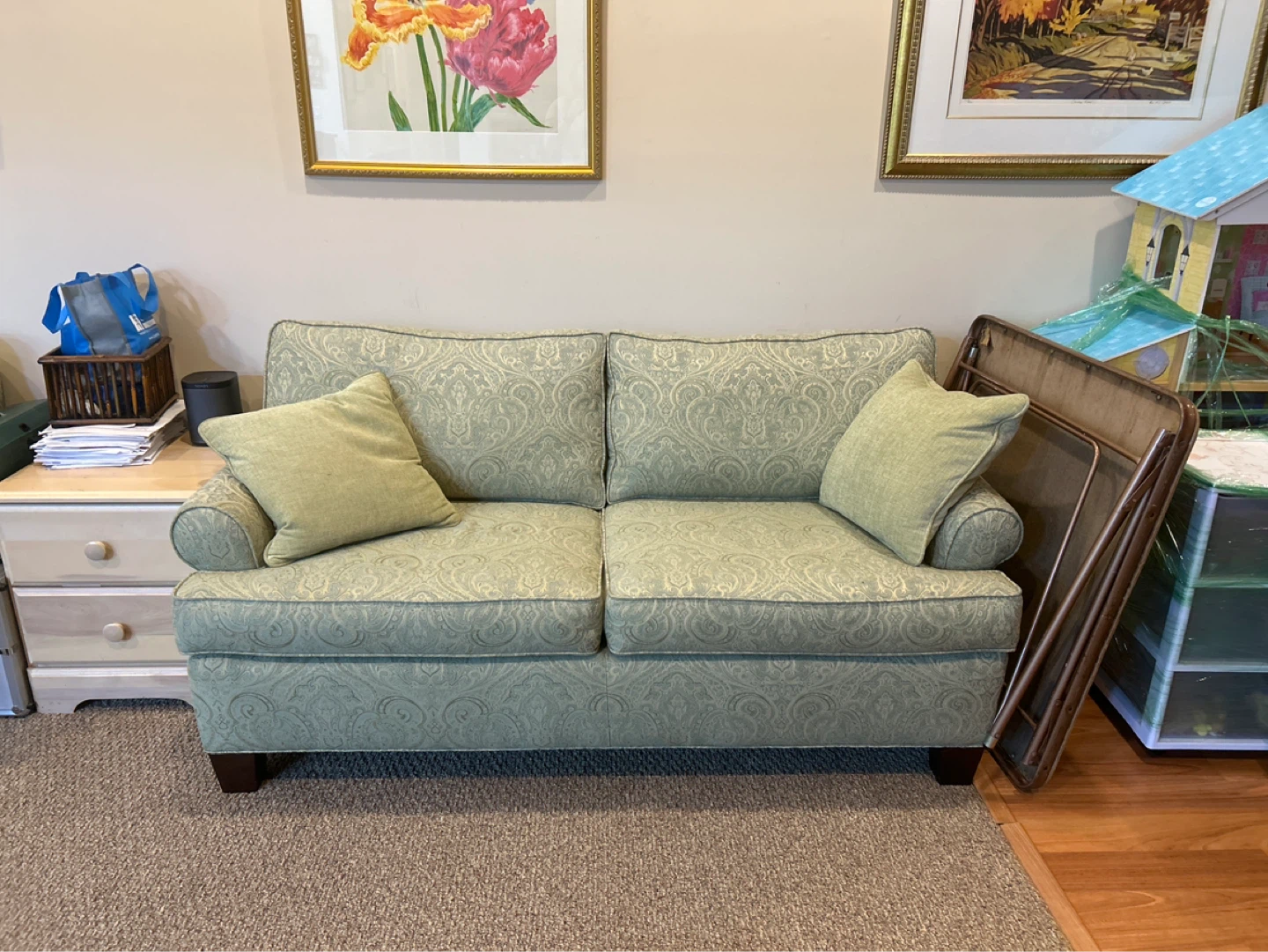 Light Green Damask Pattern Loveseat Sofa - photo 2
