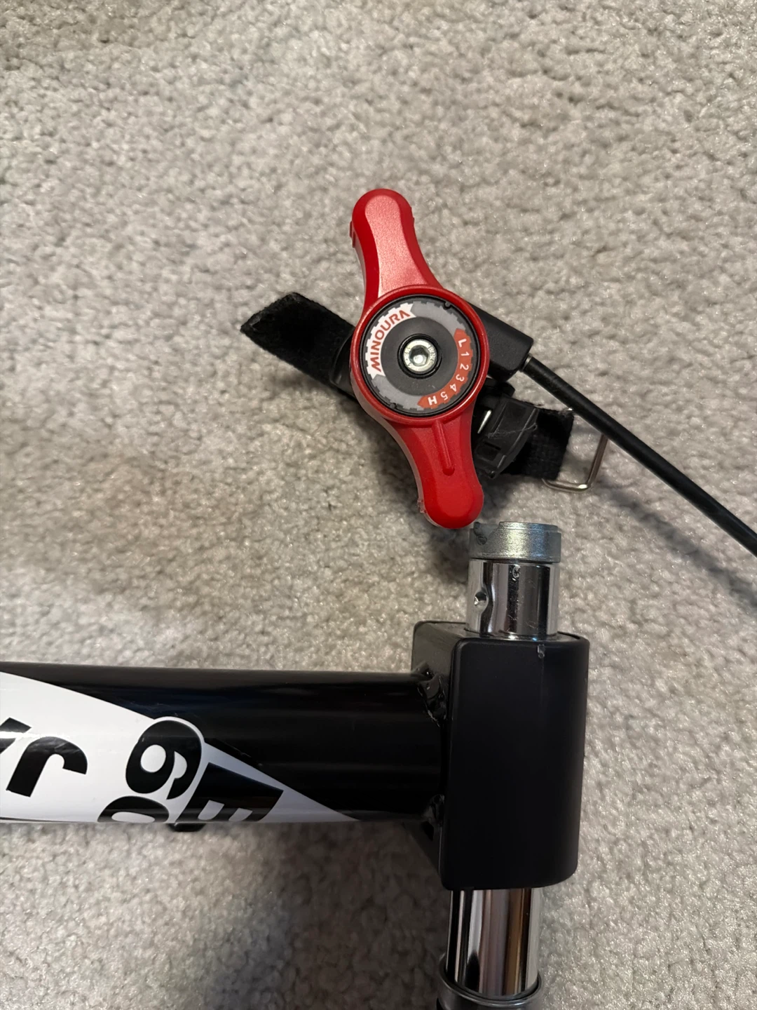 Minoura Action Mag RS Bicycle Trainer - photo 4