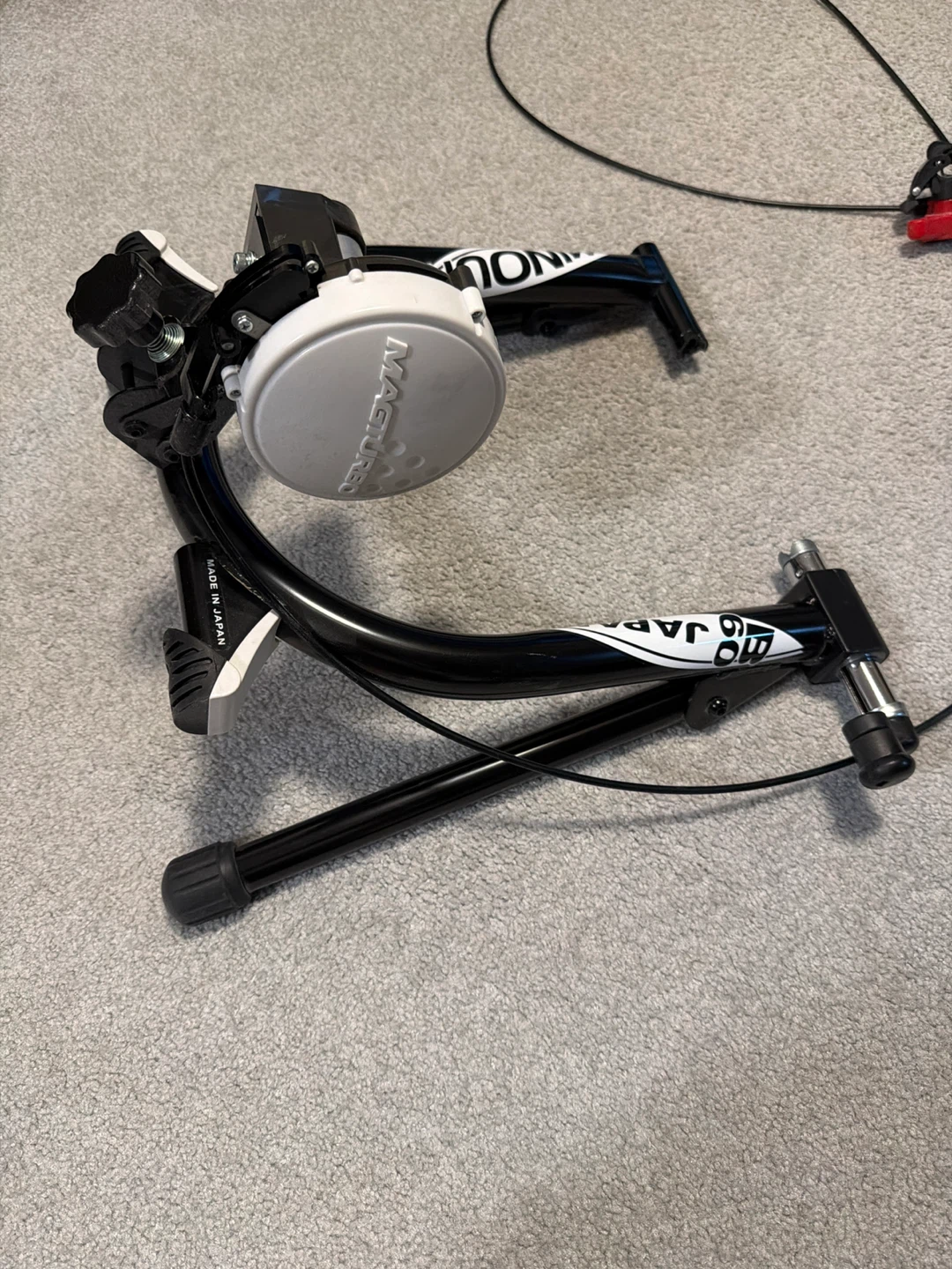 Minoura Action Mag RS Bicycle Trainer - photo 3